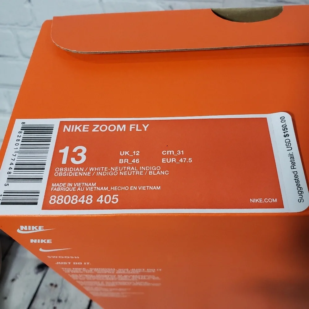 NIKE Zoom Fly Running Shoes - Picture 7 of 7